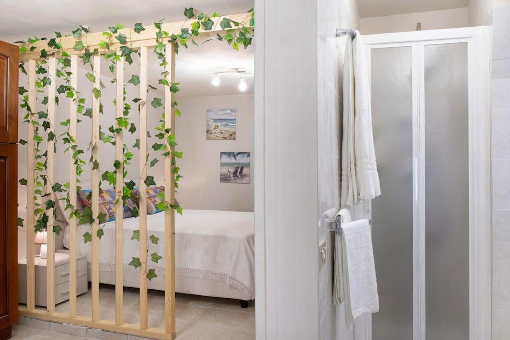 Апартаменты Casa Della Nonna Teresa Бордигера Экстерьер фото